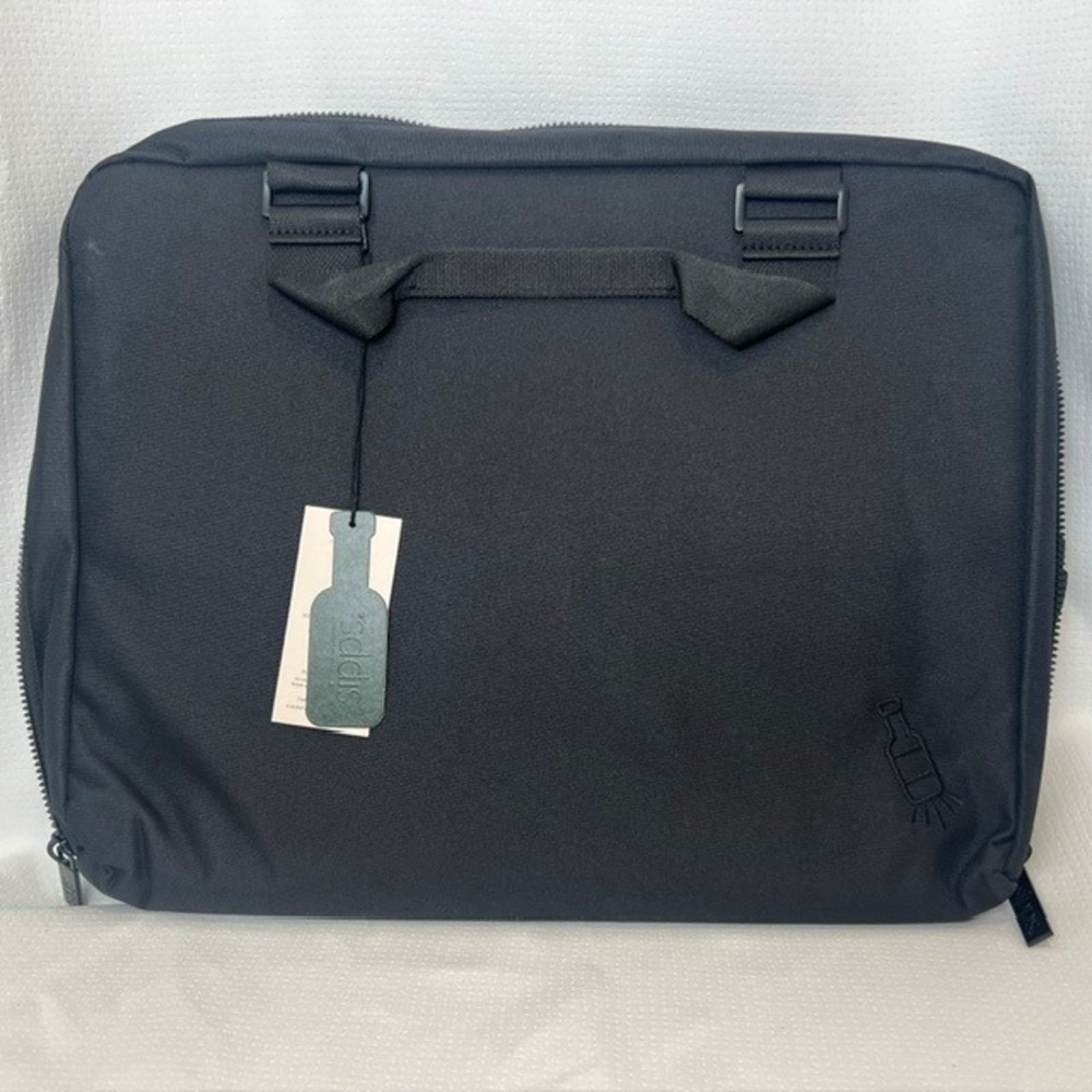 Sipps Speakeasy Mini Liquor Bottle Travel Case Bag - Black New With Tags - Picture 4 of 9